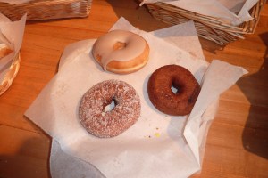 maple frosted doughnuts just like Nelson's Bakery in Menominee (30 years ago)